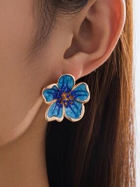 Blue Enamel Flower Stud Earrings - Women's Jewelry